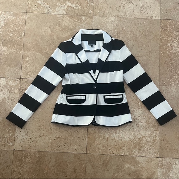 Cynthia Rowley Jackets & Blazers - Cynthia Rowley B&W Peplum Jacket